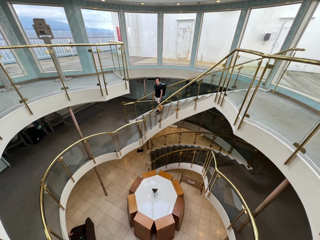 有一點像登上鐵達尼的感覺